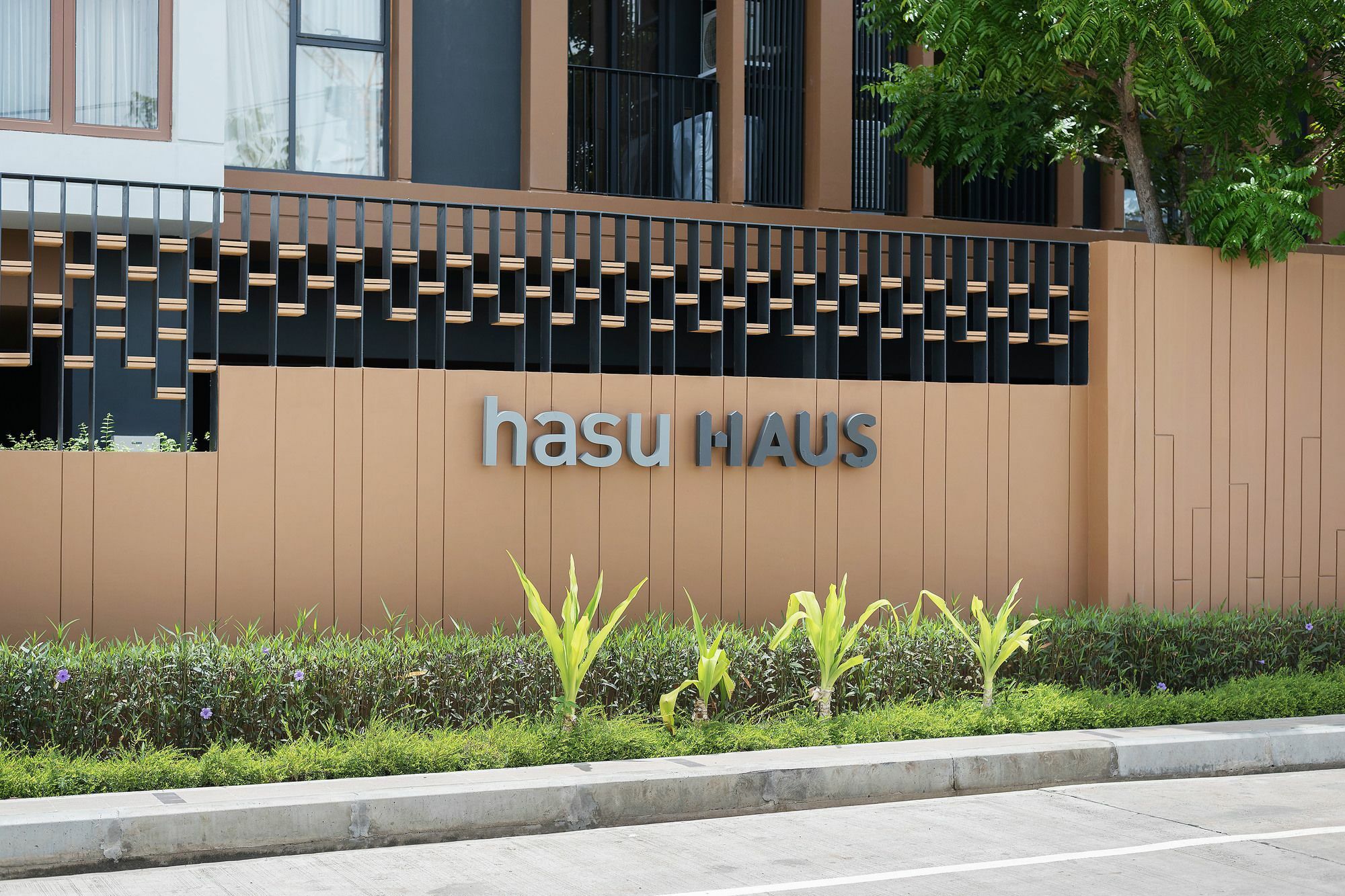 Hasu Haus By Favstay Bangkok Luaran gambar