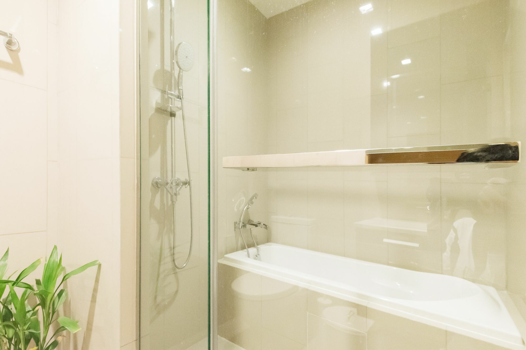Hasu Haus By Favstay Bangkok Luaran gambar